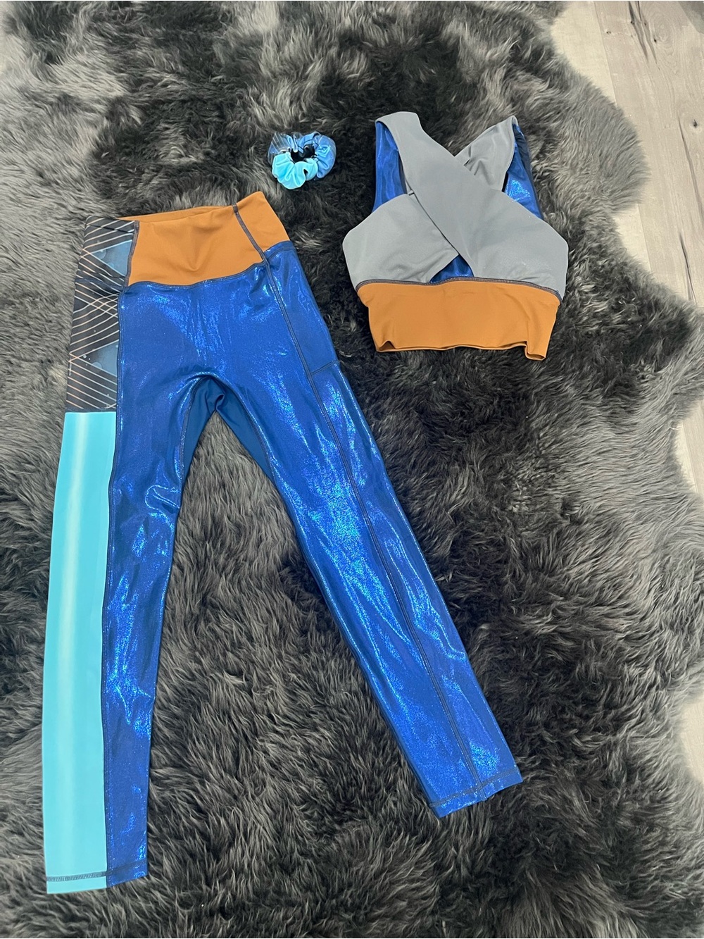 Crowned Athletics Force Fighter (Star Wars) Bra, Leggings, scrunchie Size Small